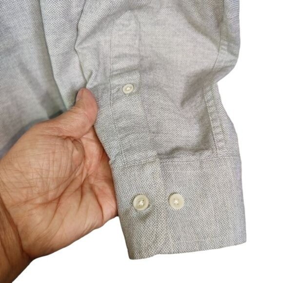 Banana Republic Slim Fit Gray Button Down Long Sleeve Shirt Medium - Picture 2 of 5